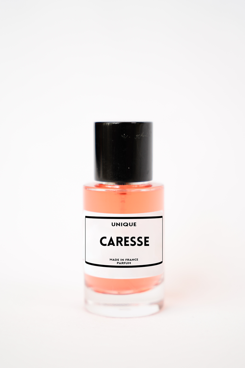 CARESSE ♀️1